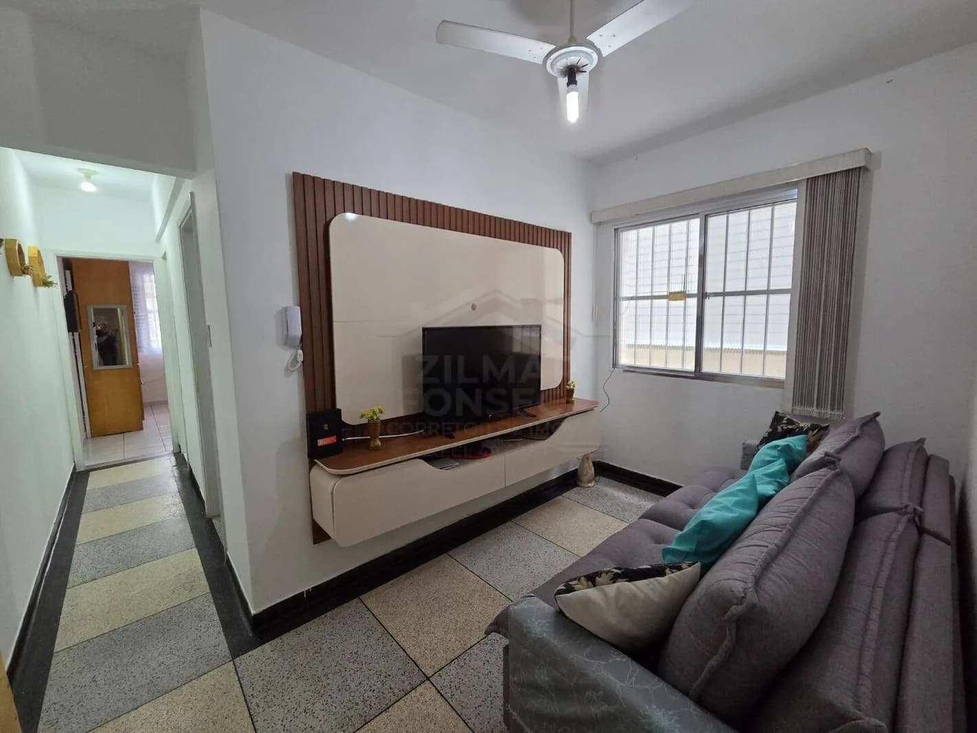 01 dormitório no centro comercial do Boqueirão, em Praia Grande! - Apartamento em Boqueirão SP