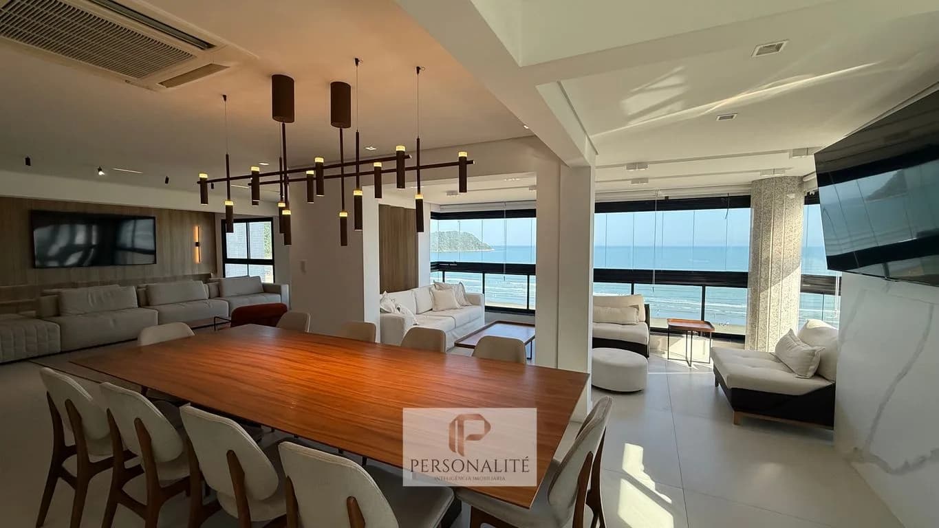Apartamento exclusivo 1 por Andar com 4 suítes frente mar Canto do Forte! - Apartamento em Canto do Forte SP