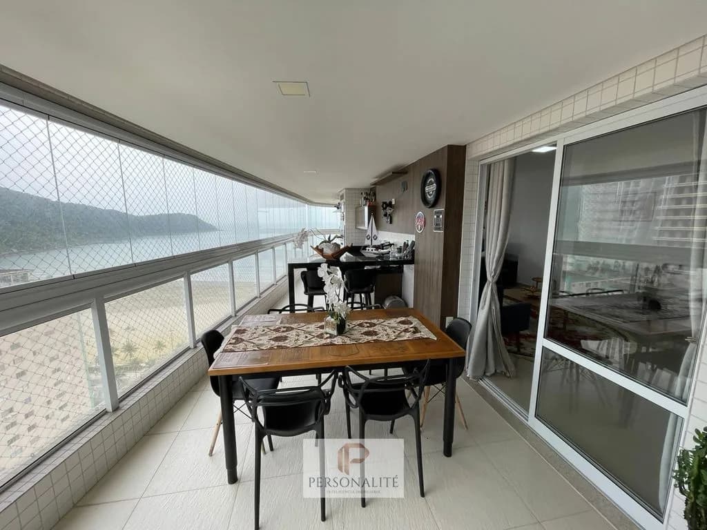 Apartamento frente mar! - Apartamento em Canto do Forte SP