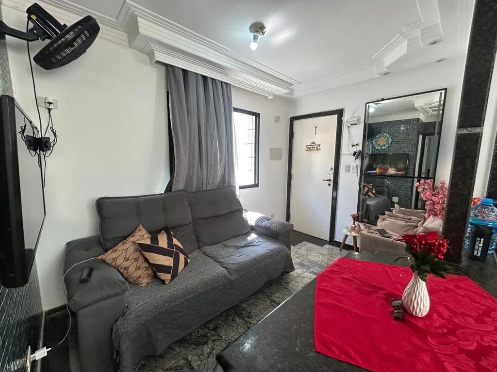 Apto 1 Dormitório Transformado em 2 - FRENTE MAR - Apartamento em Jardim Real SP