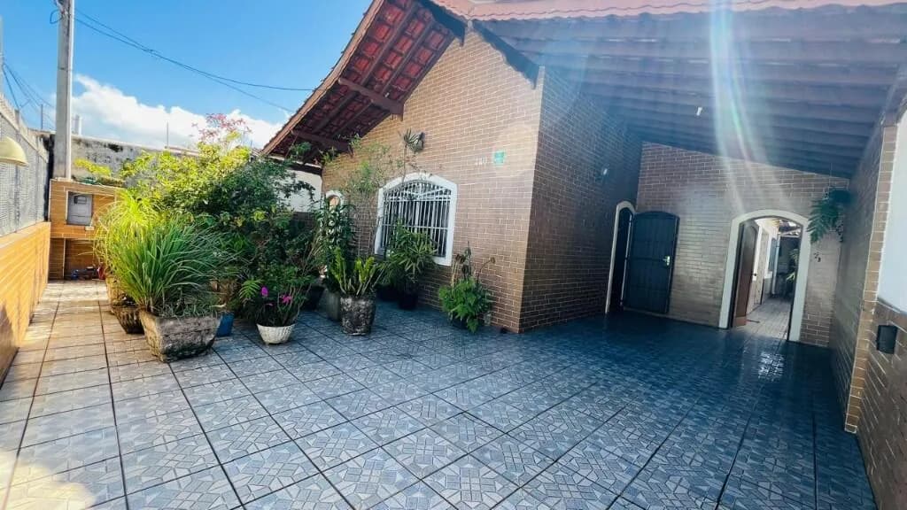 CASA EM PRAIA GRANDE - MARACANÃ PARA VENDA POR R$ 650.000,00 - REF.: AV17 - Casa em Maracanã SP