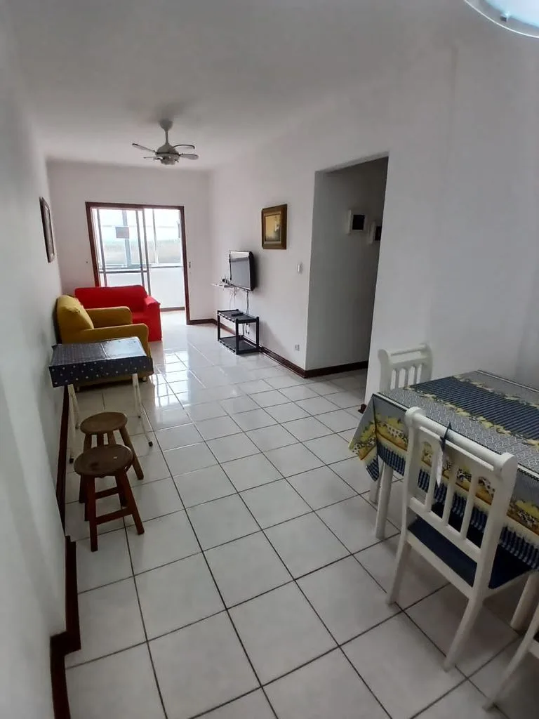 SEU APÊ PODE ESTA A UMA QUADRA DA PRAIA - Apartamento em Vila Caiçara SP